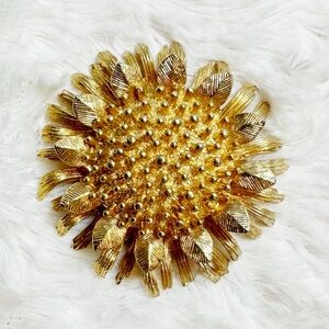 Vintage Signed Castlecliff Sunflower Brooch